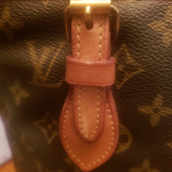 COPY - Authentic Louis Vuitton Petite Bucket SOLD - Picture 3 of 4